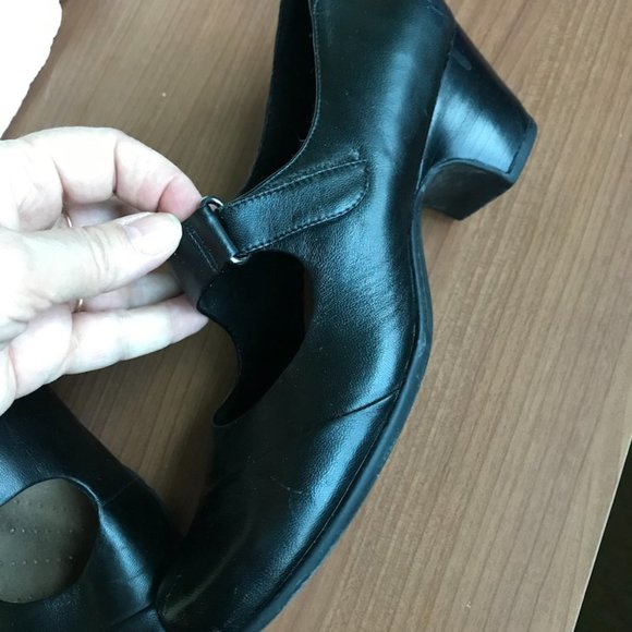 Clarks Black Mary Janes - Picture 2 of 10